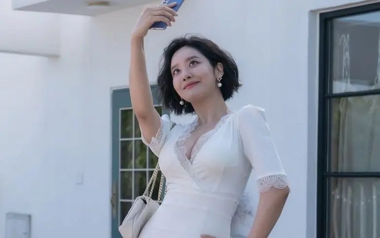 Nữ tiếp viên