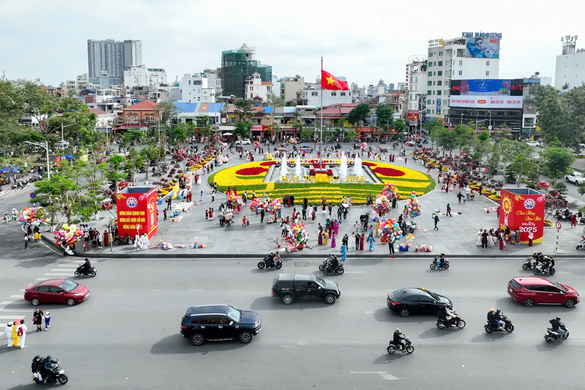 Thu đã về trên đất Hải Phòng